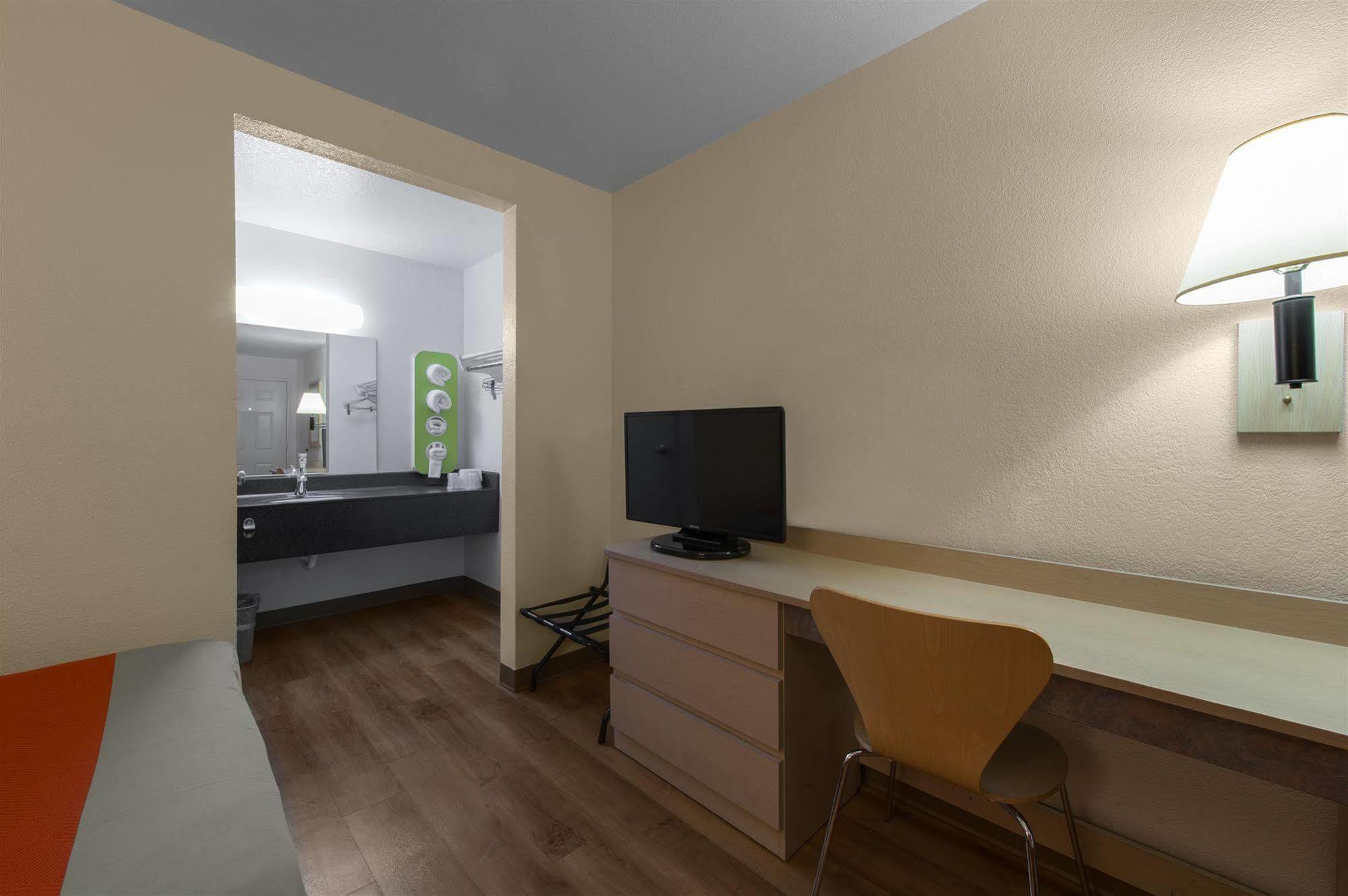 Motel 6-Bismarck, Nd Dış mekan fotoğraf